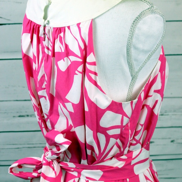 SOLD Lilly Pulitzer Floral Shift Keyhole Dress - Picture 6 of 8